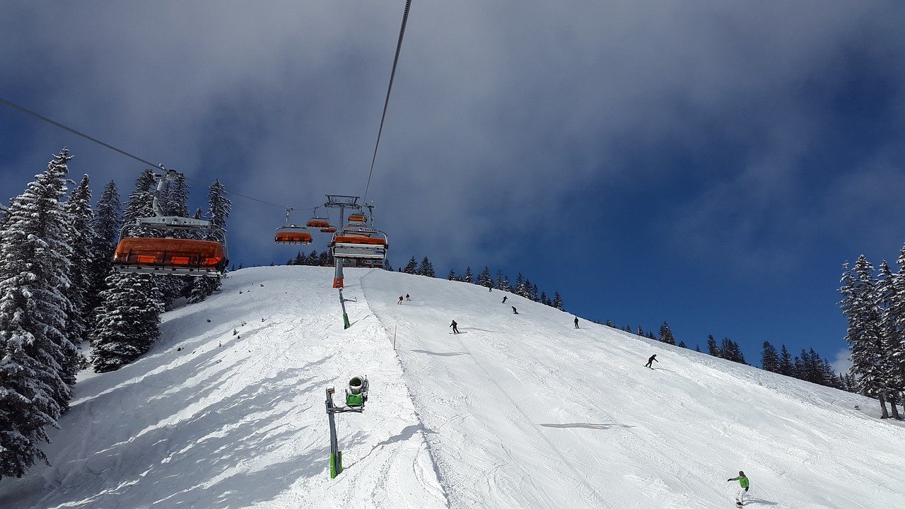 chairlift 2080001 1280